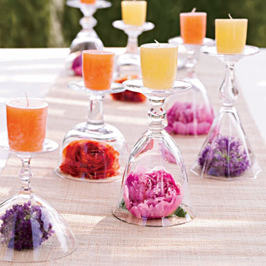 Rachel Ray has some great ideas for wedding centerpieces on her site.