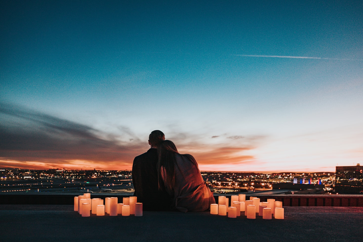 How to Organize Your First Romantic Evening