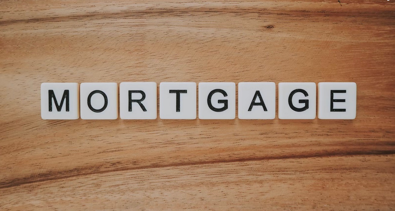 Complete process for automatic mortgage renewal
