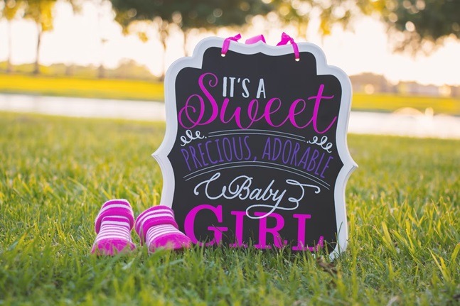 Oh, Baby! How to throw a memorable gender reveal party