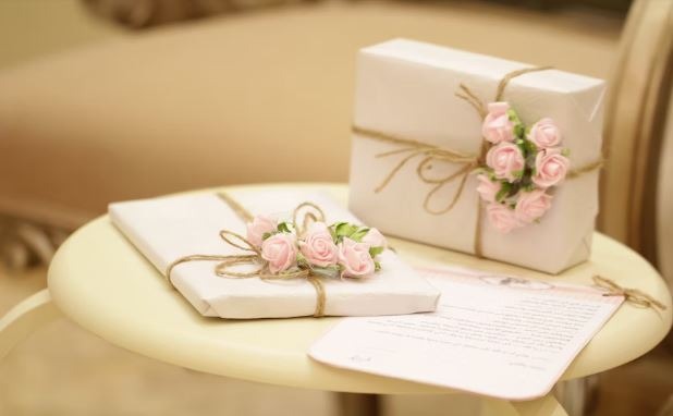 The ultimate guide to starting a customized gift business