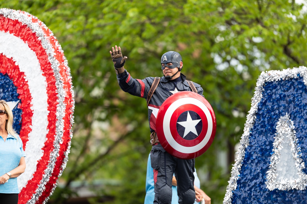 Man cosplaying for Captain America